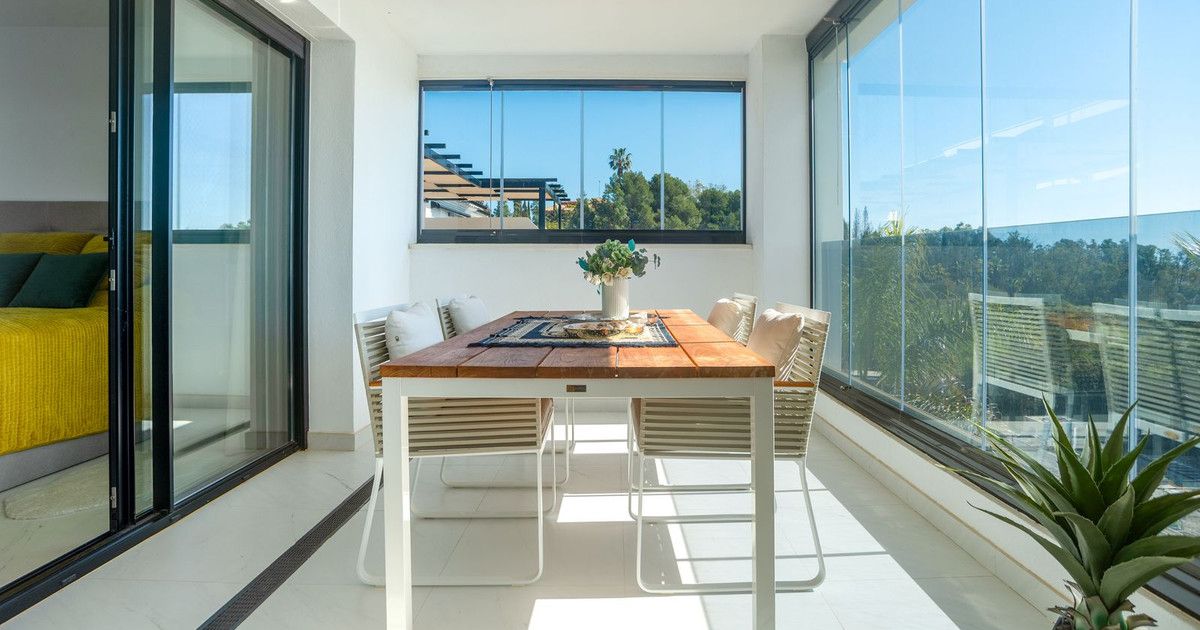 Apartamento en planta media en Estepona, Estepona, 4/12