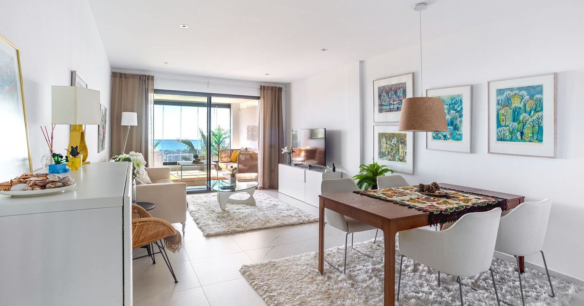 Apartamento en planta media en Estepona, Estepona, 5/12