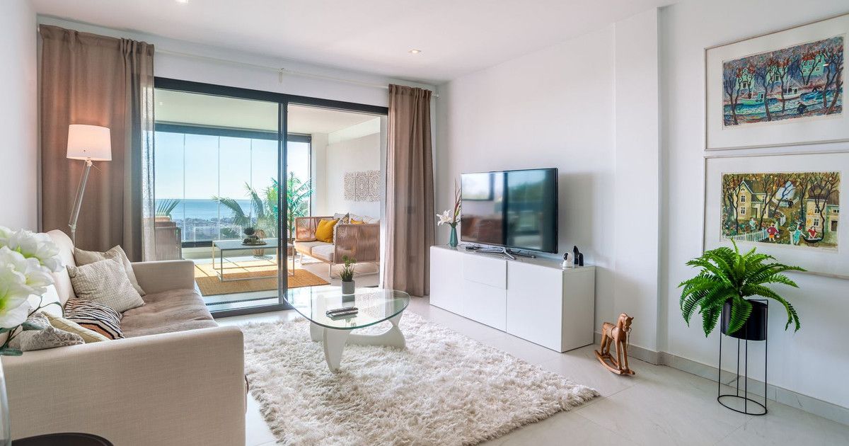 Apartamento en planta media en Estepona, Estepona, 7/12