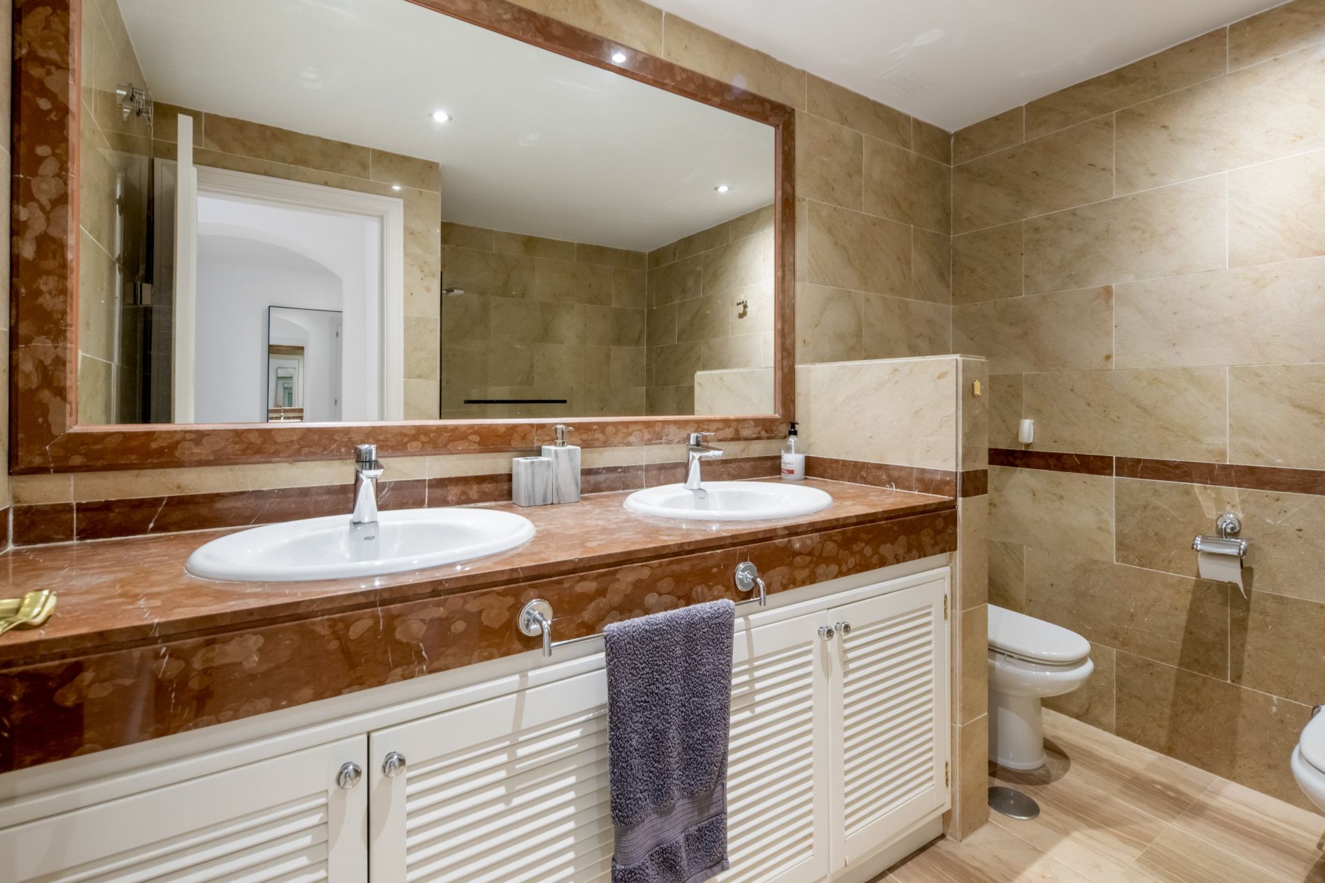 Apartamento en Planta Baja en Marbella East, Hacienda Elviria, Marbella East, 9/12