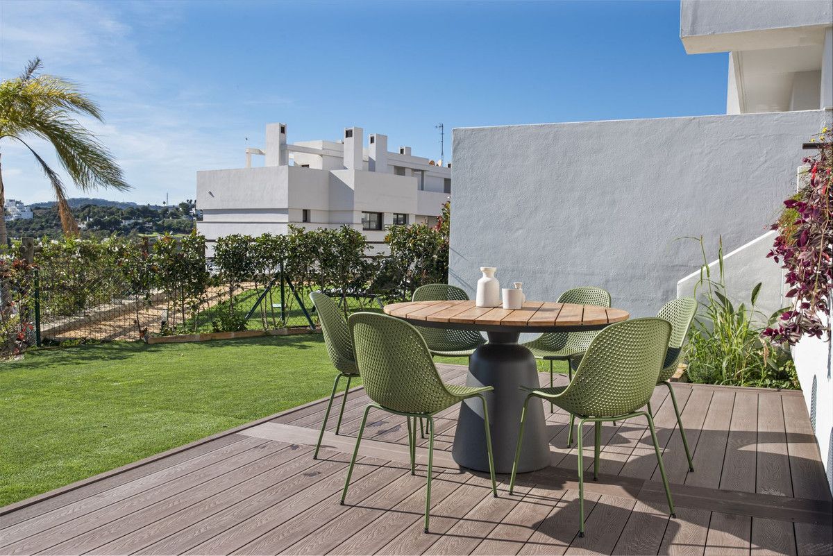 Ground Floor Apartment in Estepona, Estepona, 2/12