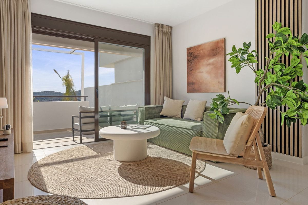 Ground Floor Apartment in Estepona, Estepona, 3/12