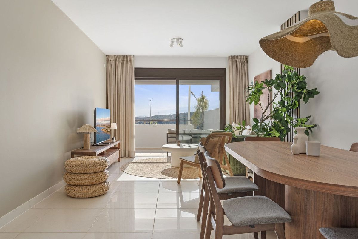 Ground Floor Apartment in Estepona, Estepona, 4/12