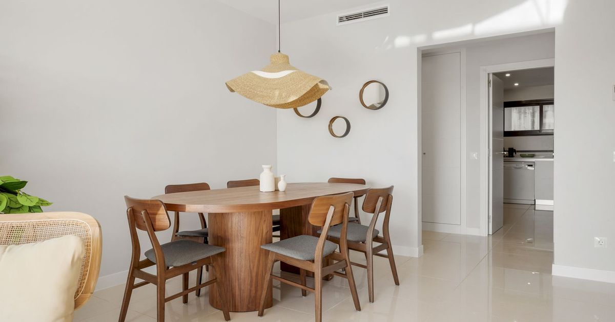 Ground Floor Apartment in Estepona, Estepona, 6/12