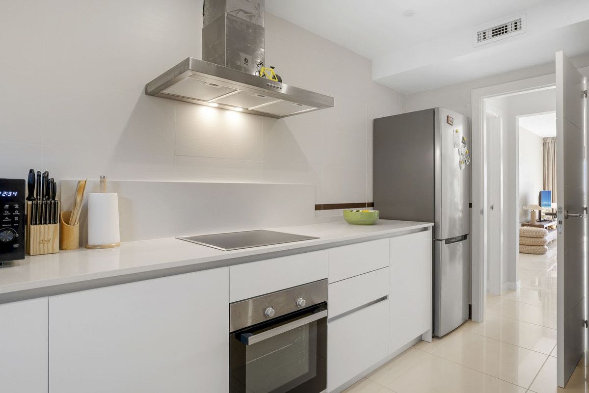 Ground Floor Apartment in Estepona, Estepona, 7/12