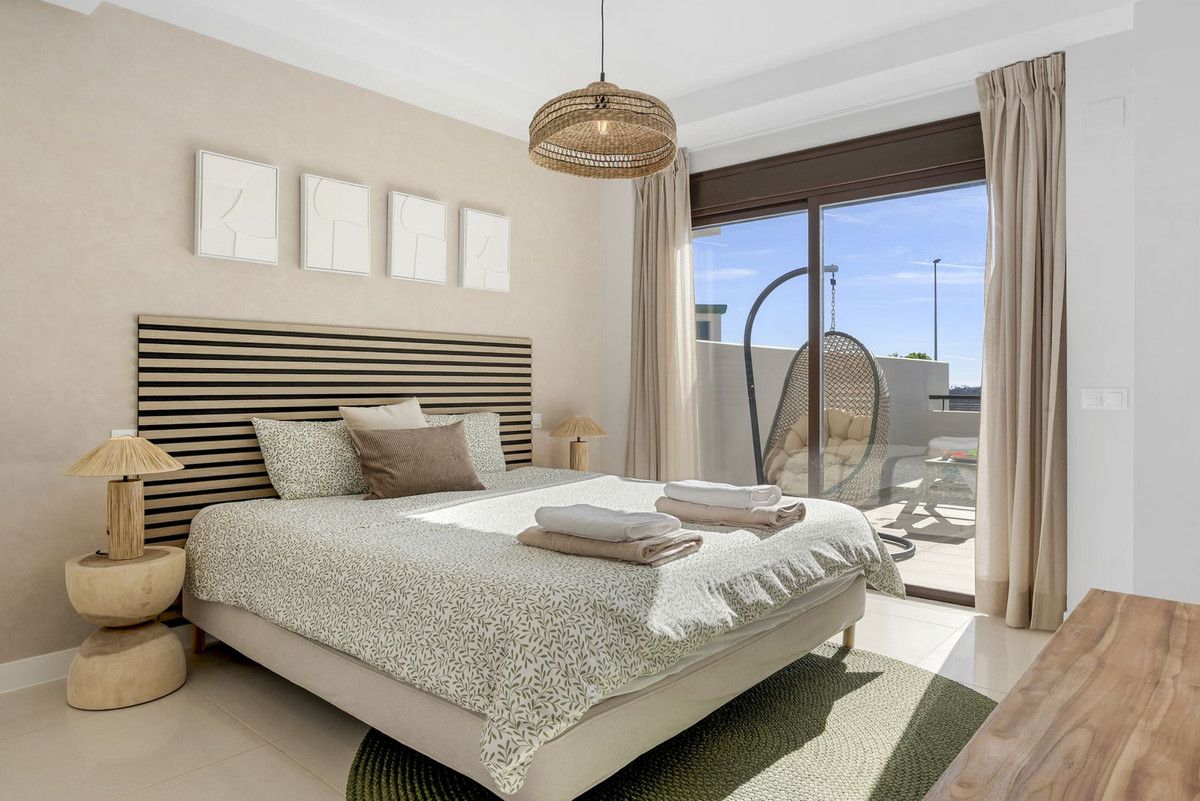 Ground Floor Apartment in Estepona, Estepona, 9/12