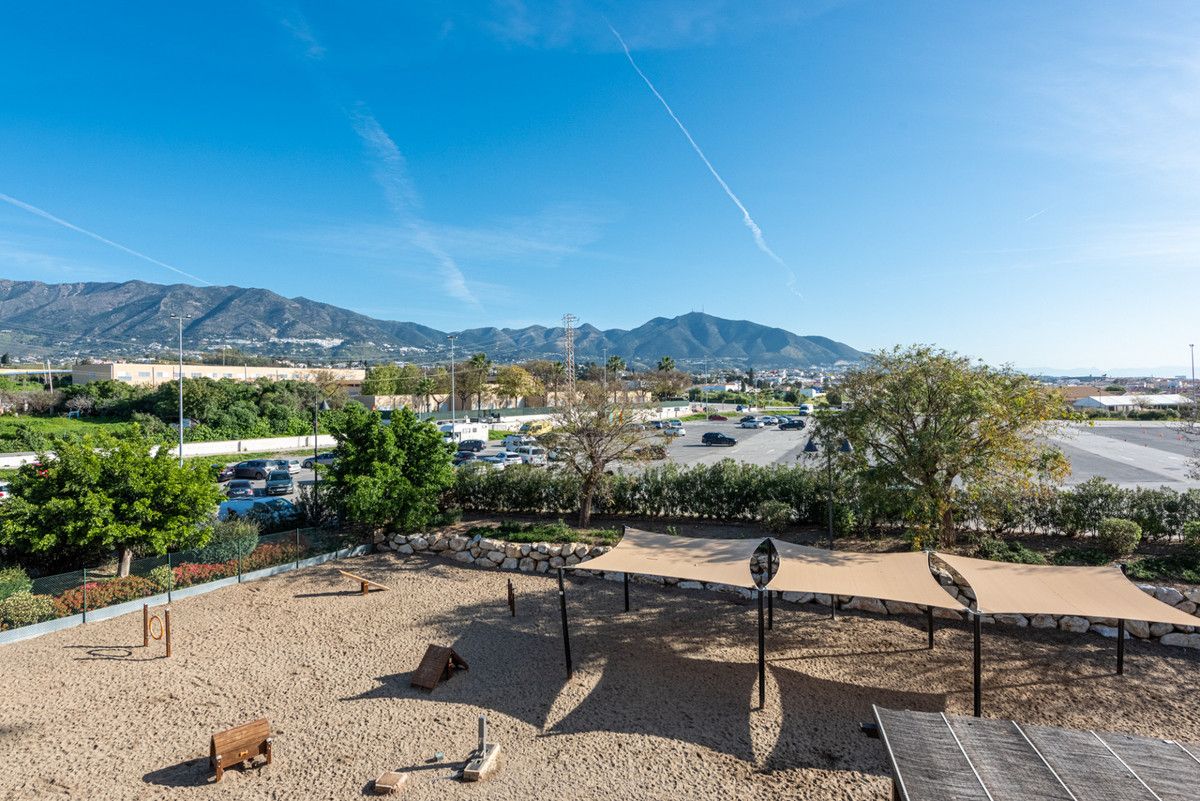 Middle Floor Apartment in Las Lagunas, Las Lagunas, 9/12