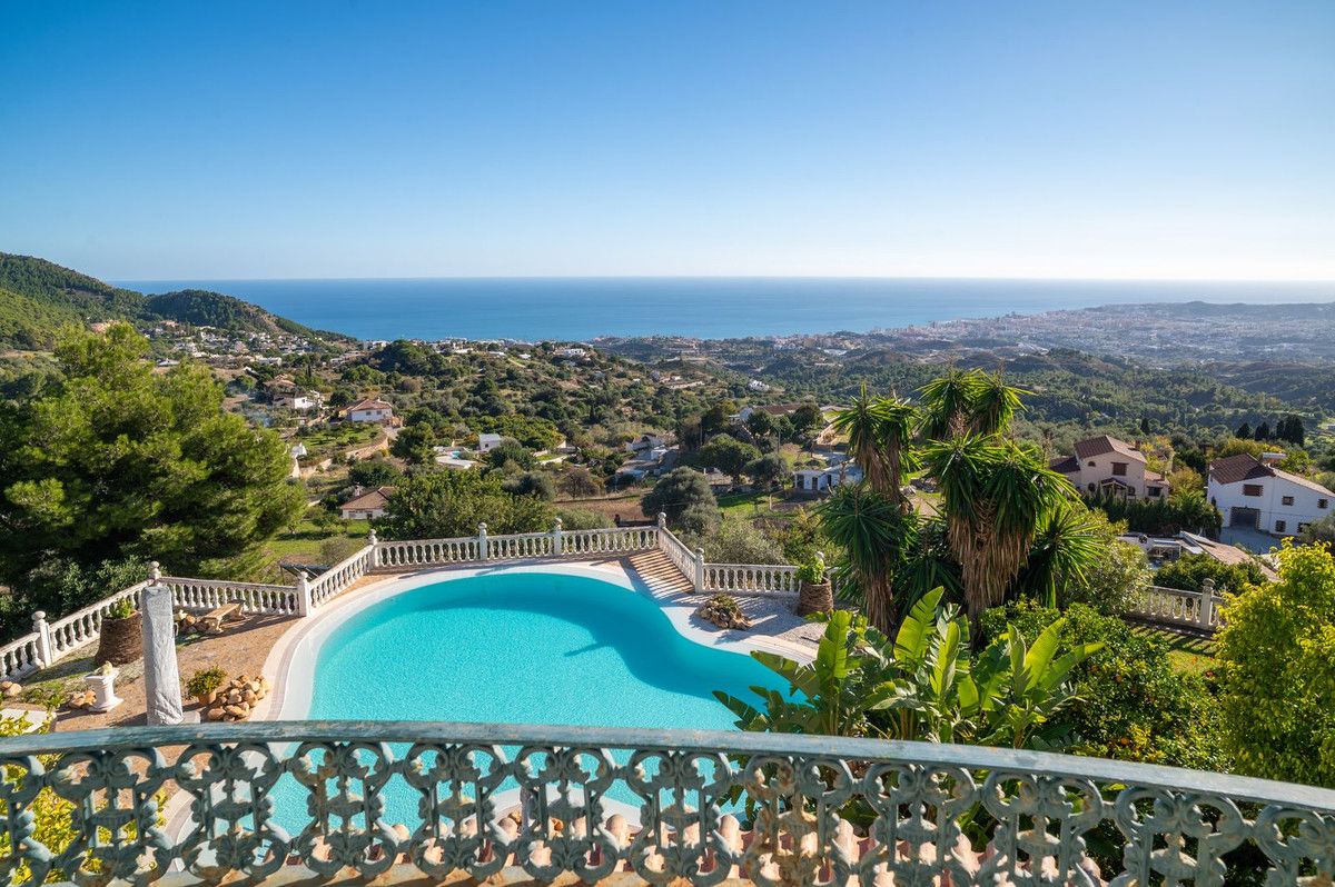Detached Villa in Mijas, Mijas, 1/12