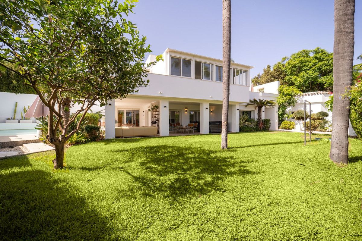 Detached Villa in Marbesa, Marbesa, 2/12