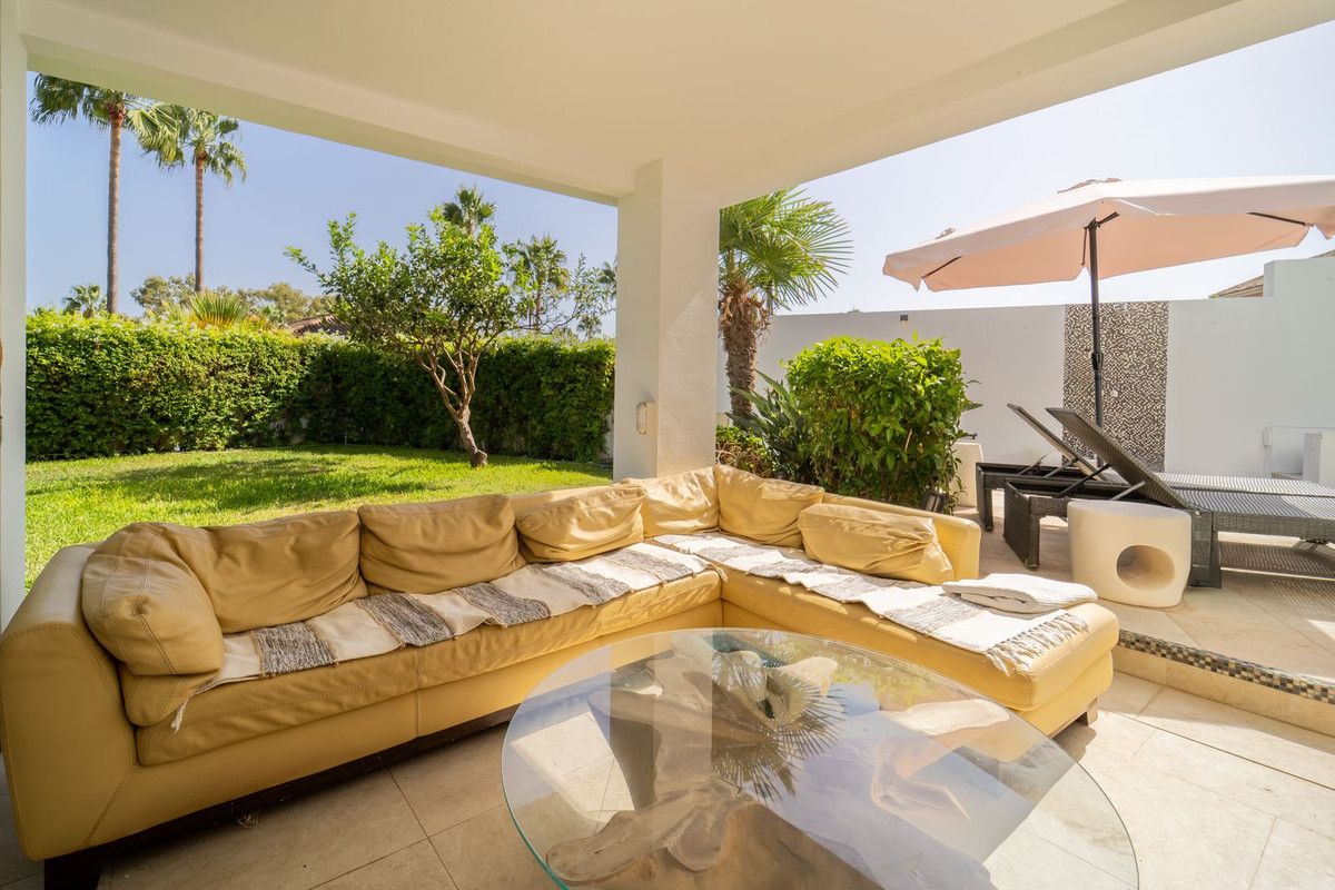 Detached Villa in Marbesa, Marbesa, 5/12