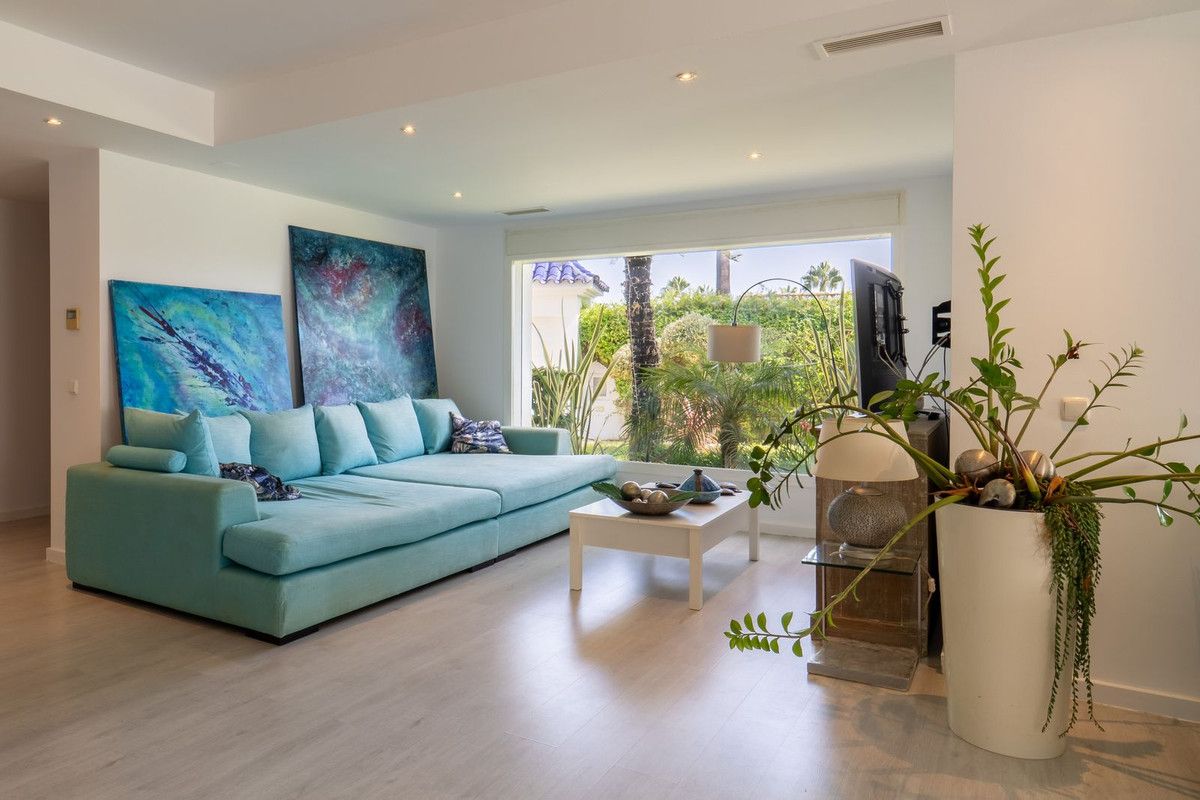 Detached Villa in Marbesa, Marbesa, 9/12
