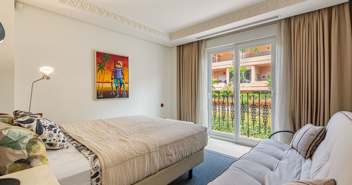 Duplex Penthouse in Nueva Andalucía, Nueva Andalucía, 8/12