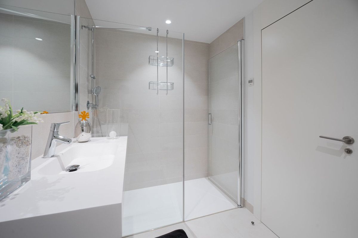 Apartamento de Planta Media en Fuengirola, Fuengirola, 12/12
