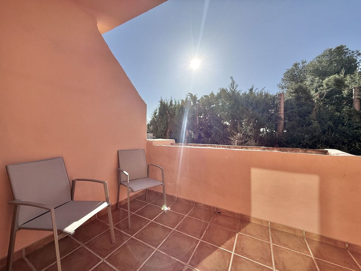 Mittelgeschoss-Apartment in Benahavís, Benahavís, 7/12
