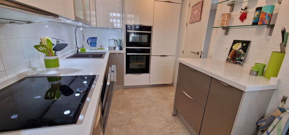 Townhouse in Cabopino, Cabopino, 9/12