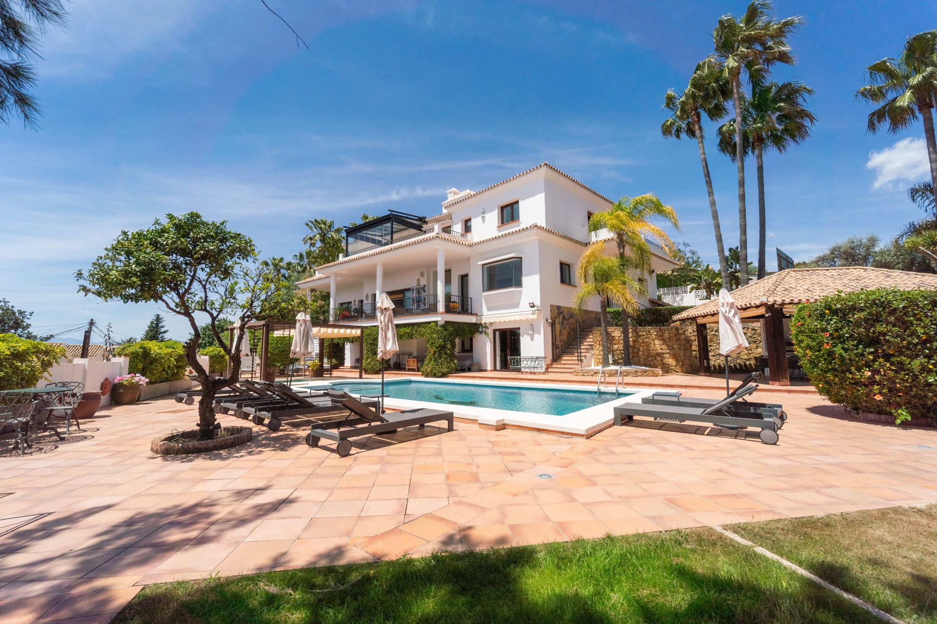 Villa in Marbella East, El Rosario, Marbella East, 1/12