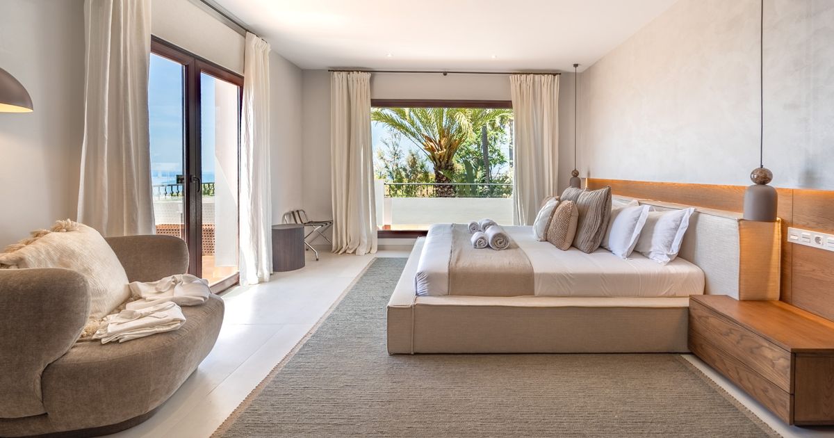Villa in Marbella East, El Rosario, Marbella East, 4/12