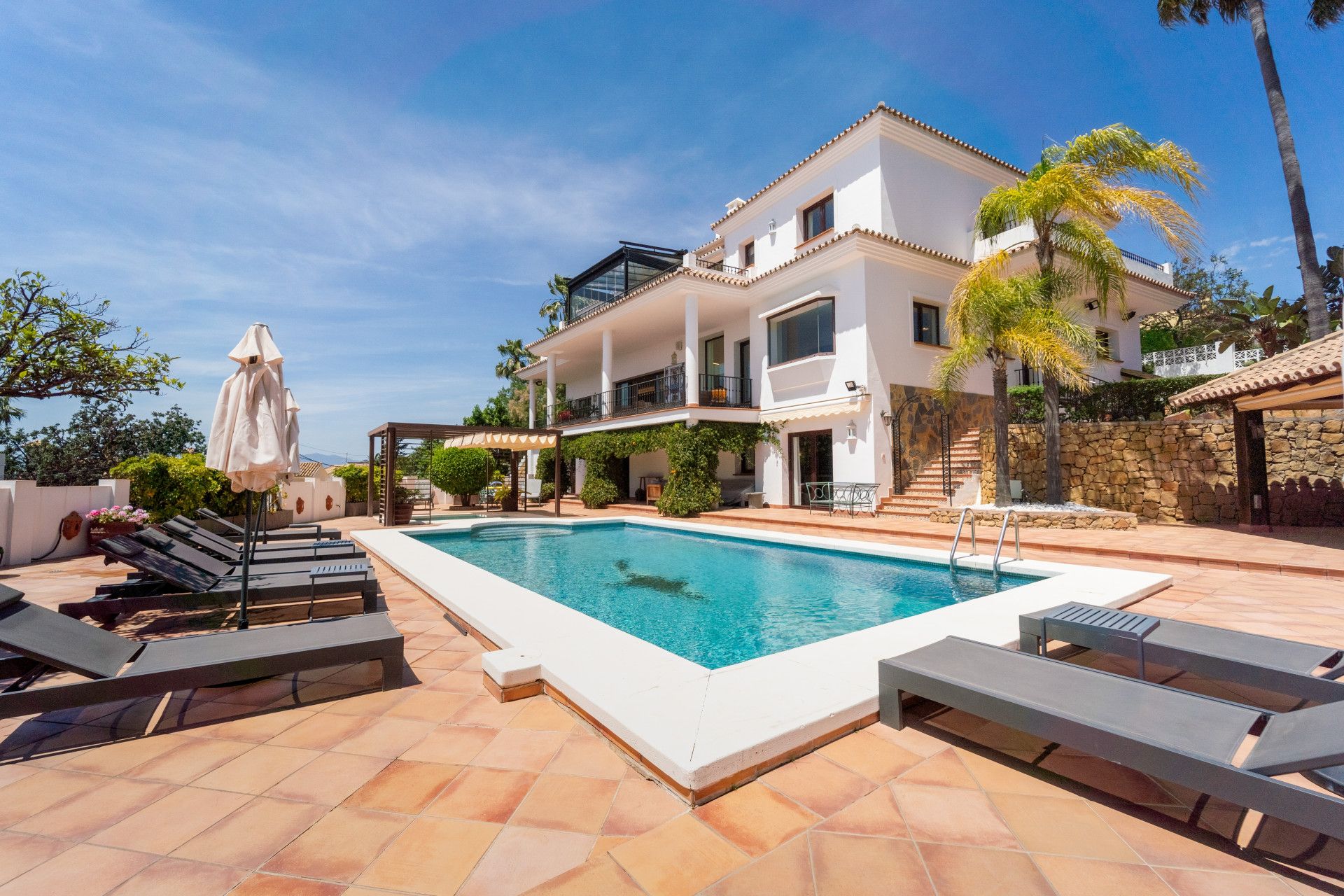 Villa in Marbella East, El Rosario, Marbella East, 7/12