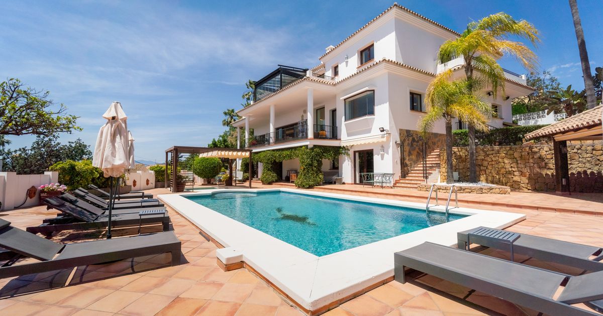 Villa in Marbella East, El Rosario, Marbella East, 7/12