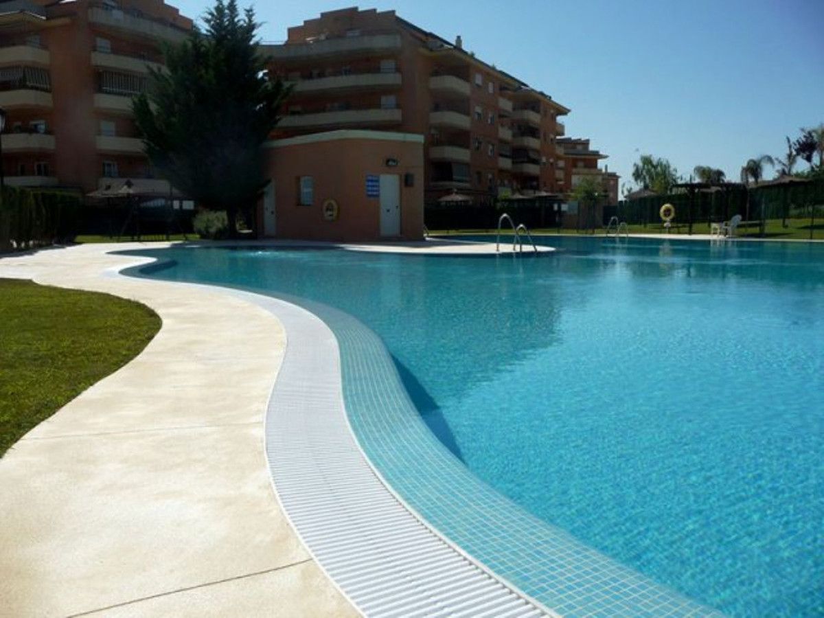Ground Floor Apartment in San Luis de Sabinillas, San Luis de Sabinillas, 2/12