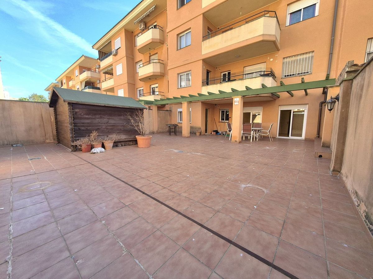 Ground Floor Apartment in San Luis de Sabinillas, San Luis de Sabinillas, 5/12
