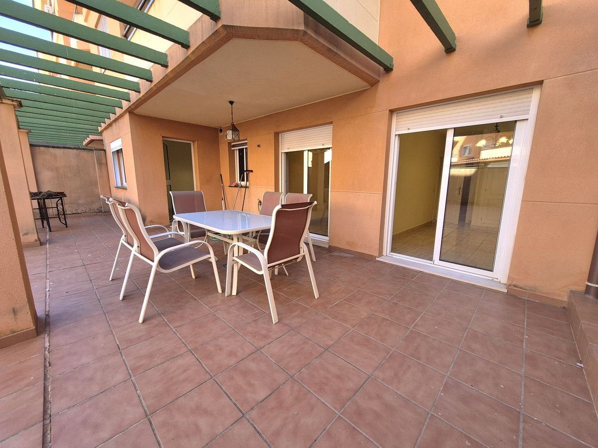 Ground Floor Apartment in San Luis de Sabinillas, San Luis de Sabinillas, 6/12