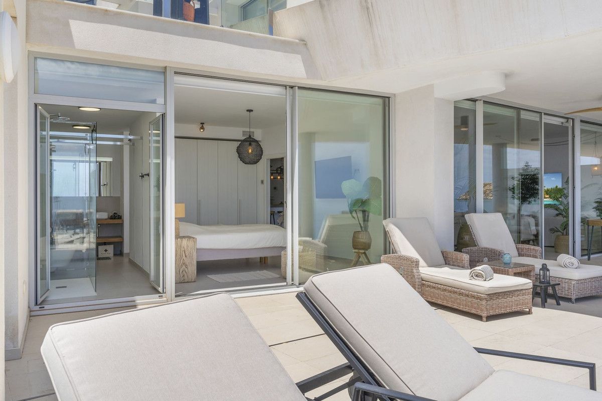 Middle Floor Apartment in Benalmadena, Benalmadena, 11/12