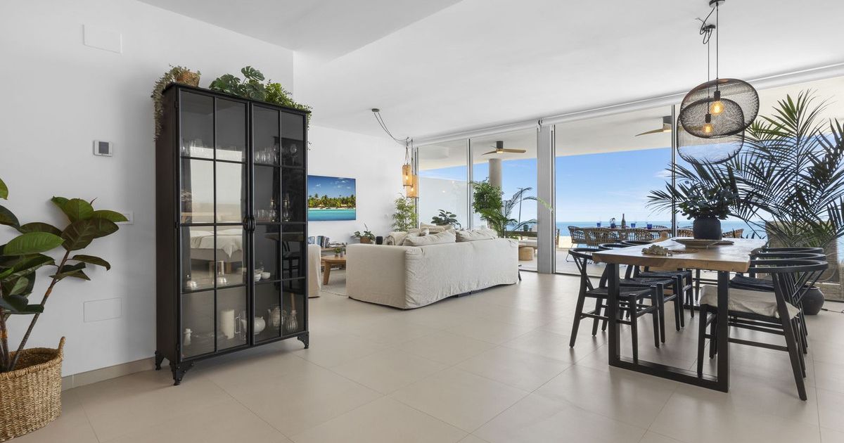 Middle Floor Apartment in Benalmadena, Benalmadena, 3/12