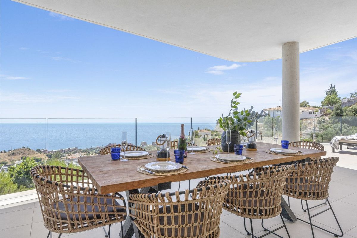 Middle Floor Apartment in Benalmadena, Benalmadena, 7/12