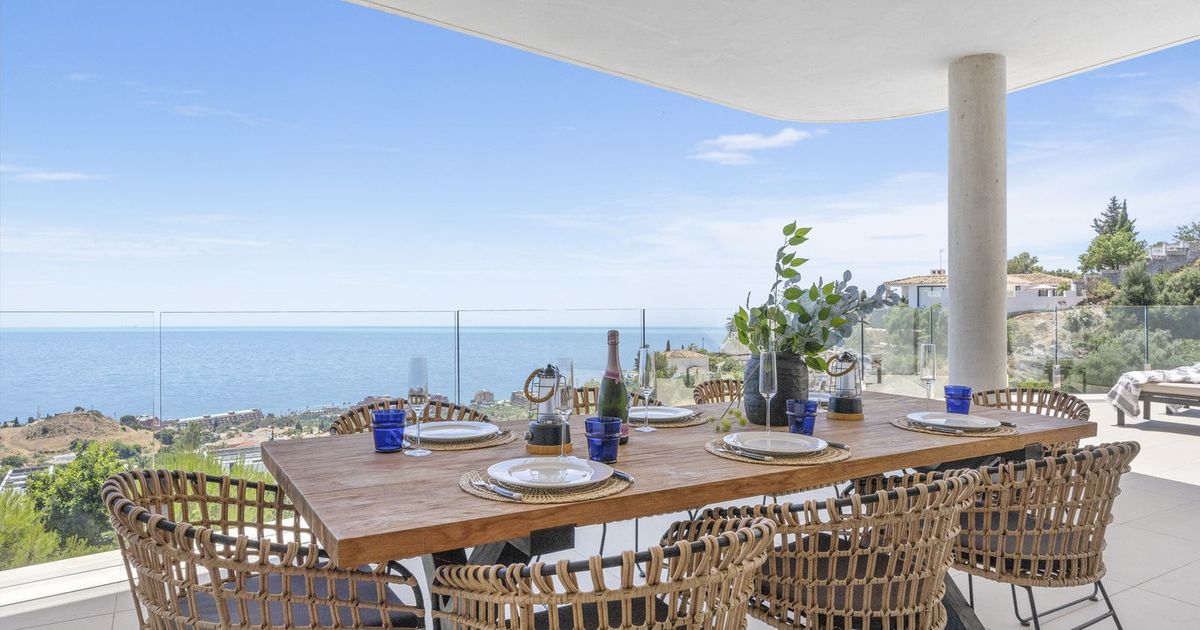 Middle Floor Apartment in Benalmadena, Benalmadena, 7/12
