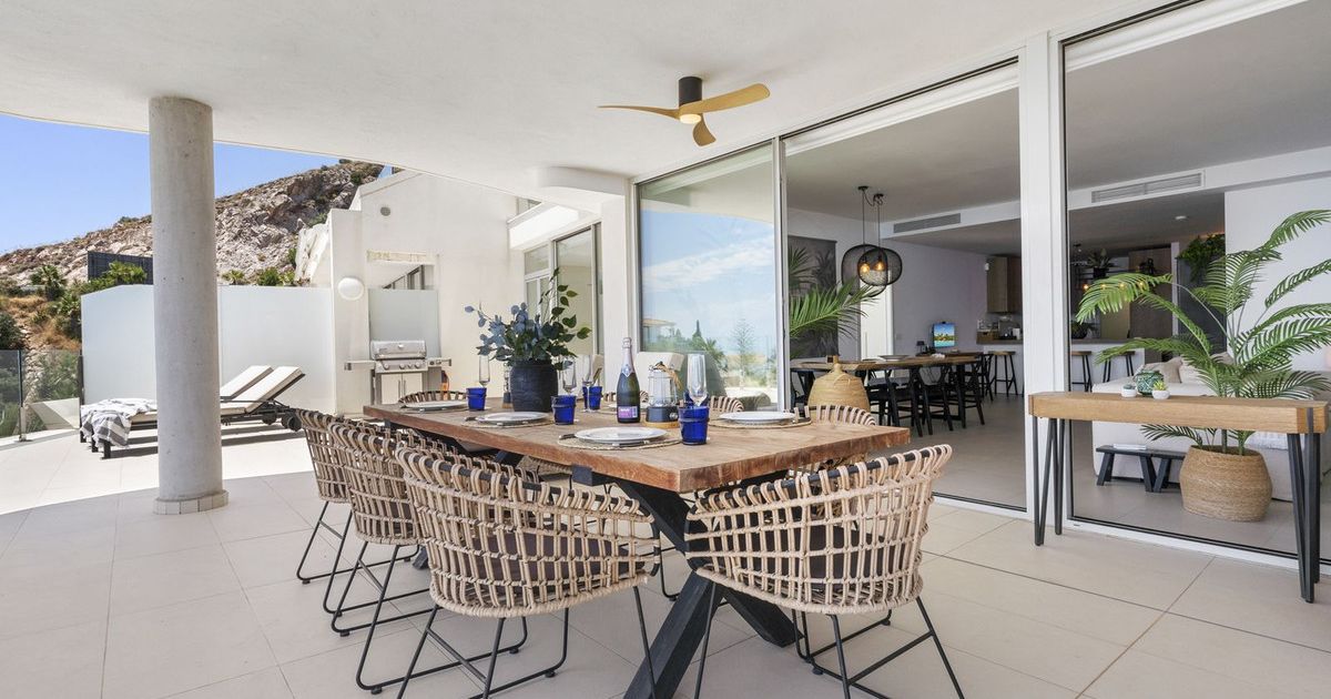 Middle Floor Apartment in Benalmadena, Benalmadena, 9/12