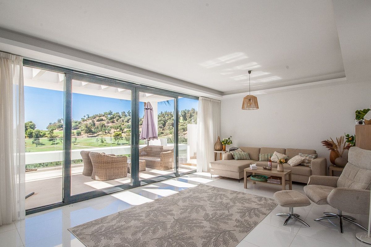 Penthouse Duplex in Benahavís, Benahavís, 4/12