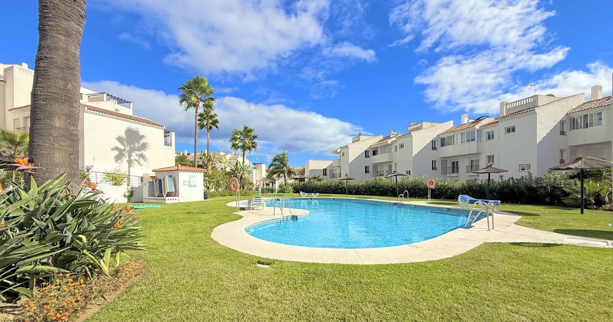 Penthouse in La Duquesa, La Duquesa, 2/12