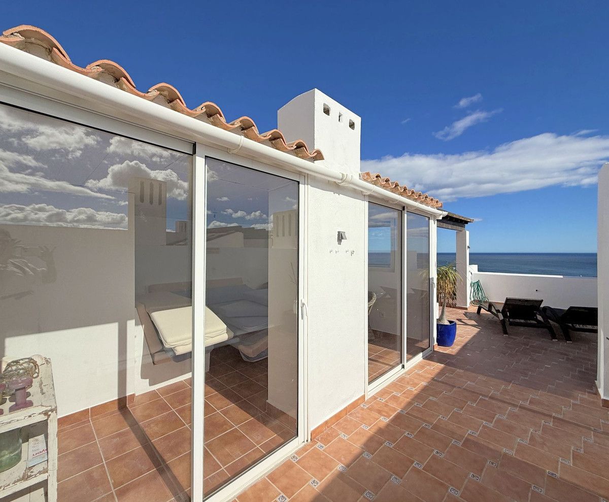 Penthouse in La Duquesa, La Duquesa, 3/12