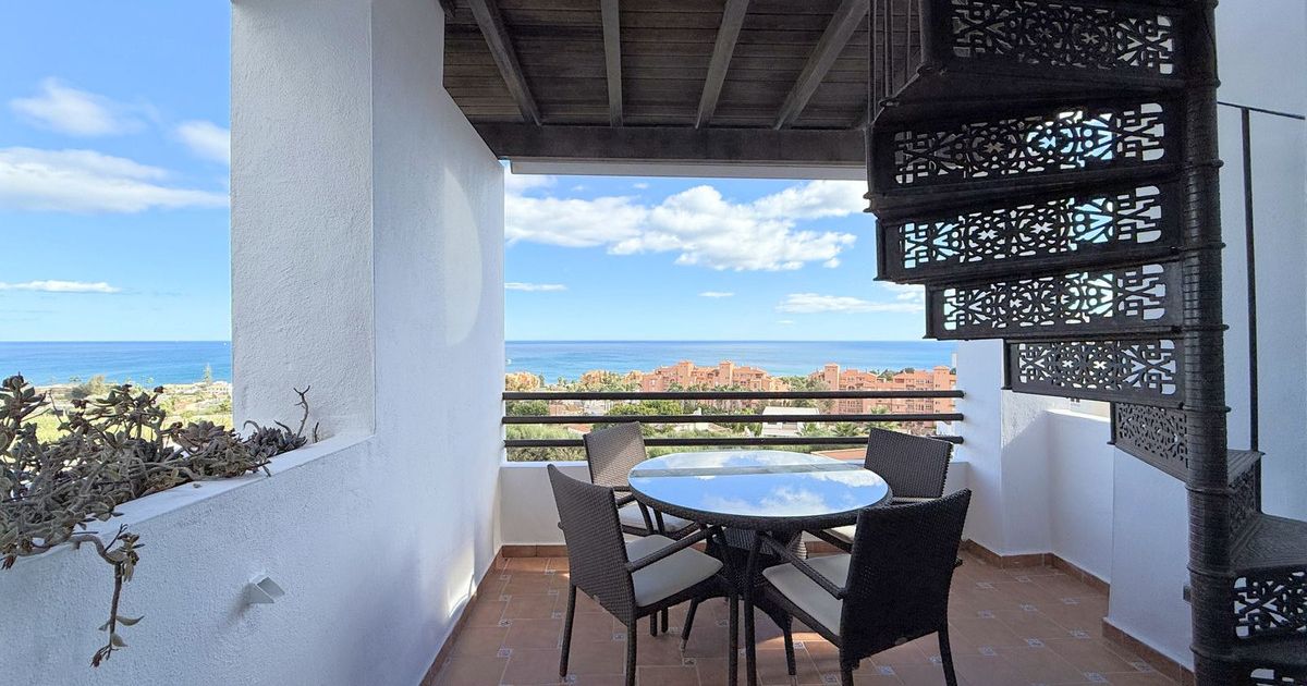 Penthouse in La Duquesa, La Duquesa, 6/12