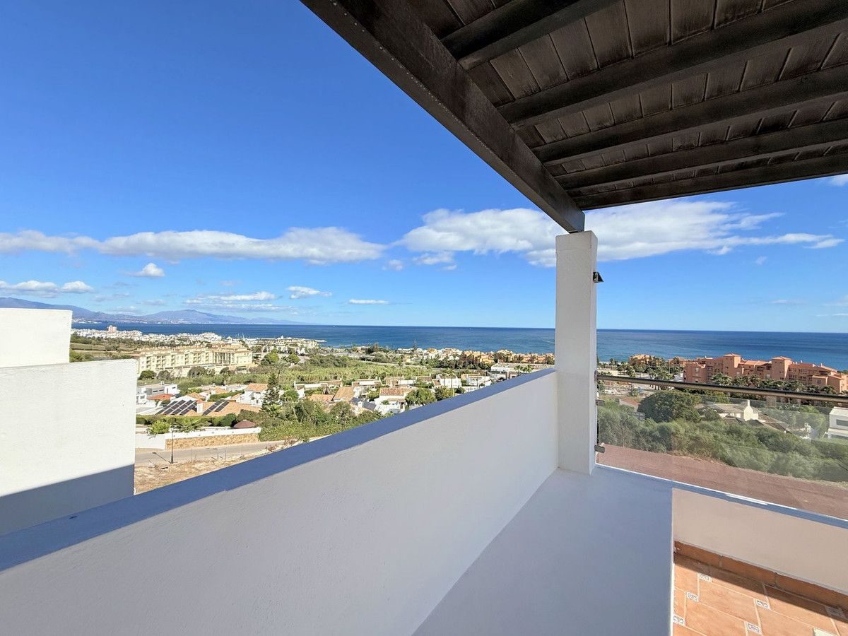 Penthouse in La Duquesa, La Duquesa, 7/12