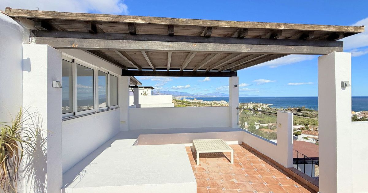 Penthouse in La Duquesa, La Duquesa, 8/12
