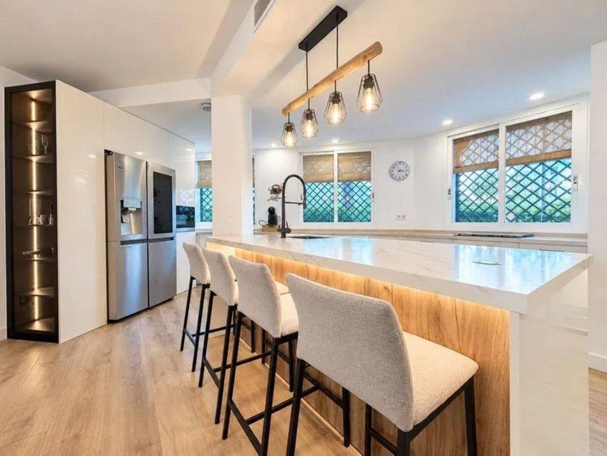 Geschakelde woning in Nueva Andalucía, Nueva Andalucía, 9/12