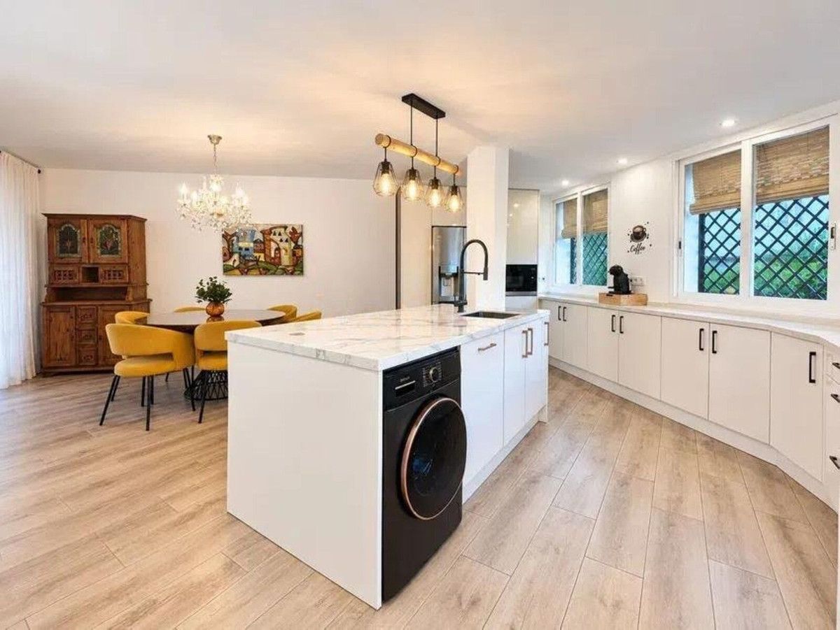 Geschakelde woning in Nueva Andalucía, Nueva Andalucía, 10/12
