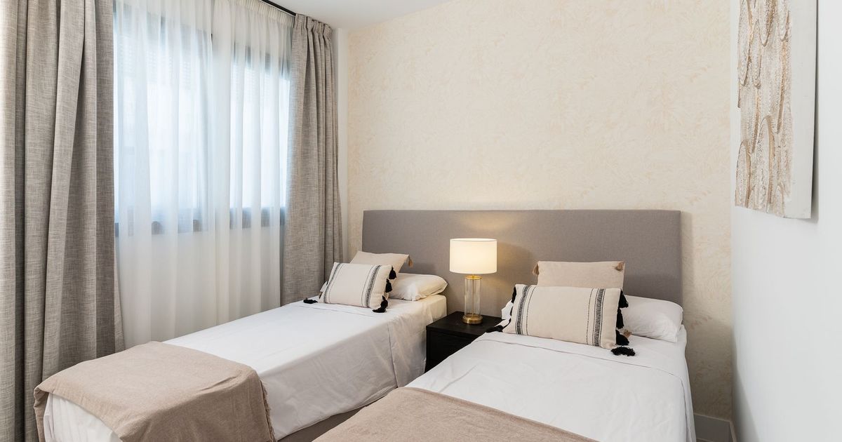 Apartamento en Planta Media en Fuengirola, Fuengirola, 5/12