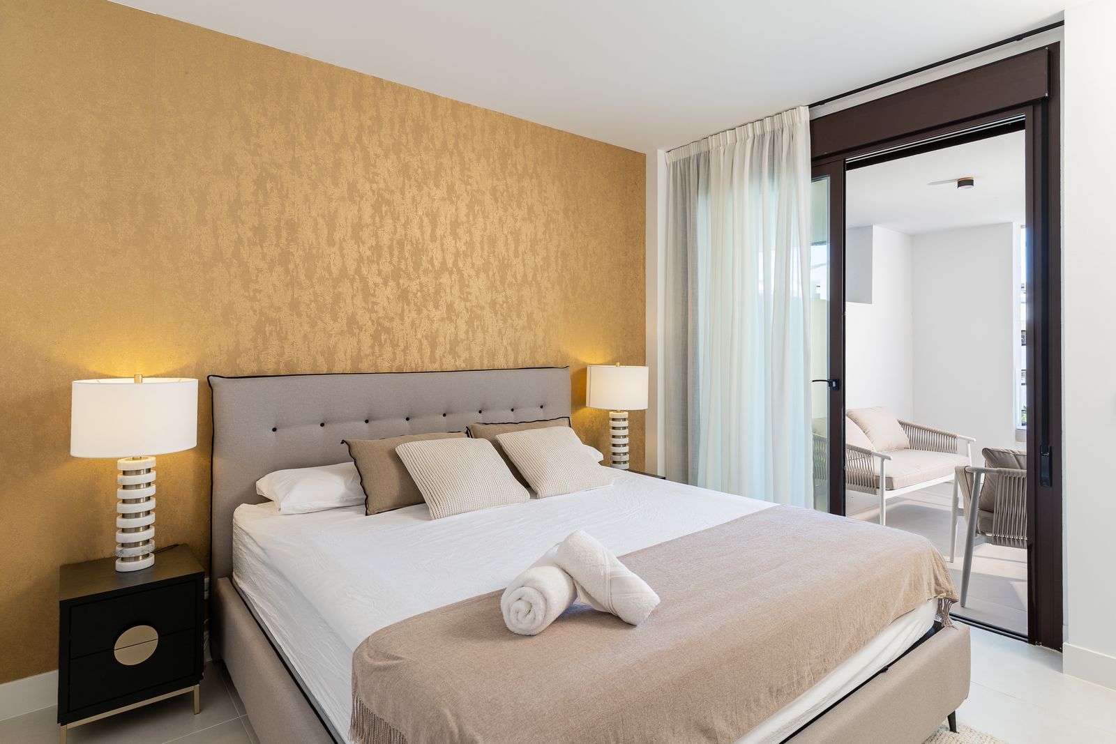 Apartamento en Planta Media en Fuengirola, Fuengirola, 6/12