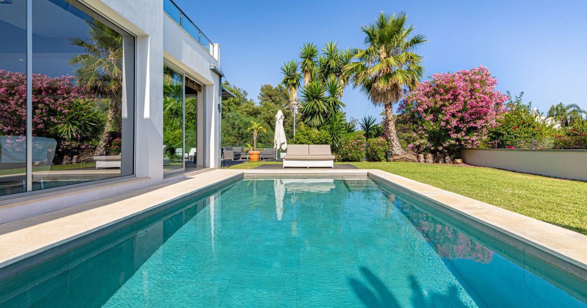 Villa en Marbella Este, El Rosario, Marbella East, 1/12