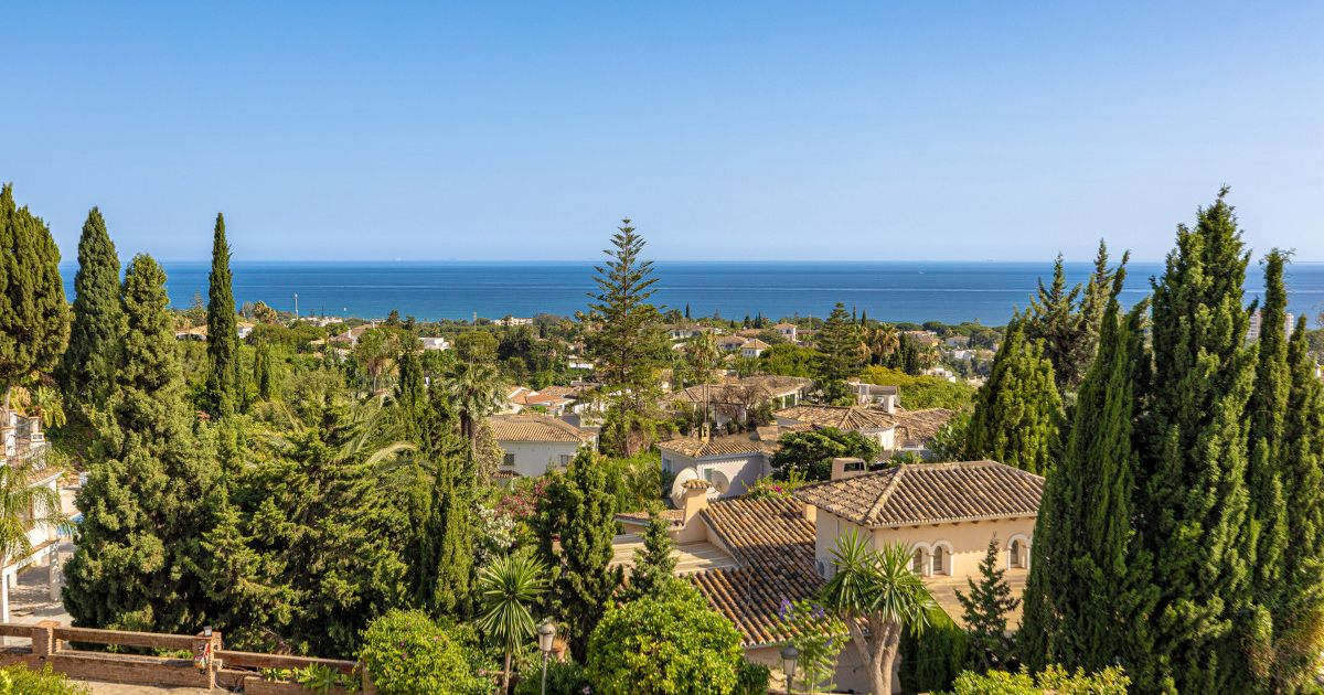 Villa en Marbella Este, El Rosario, Marbella East, 2/12