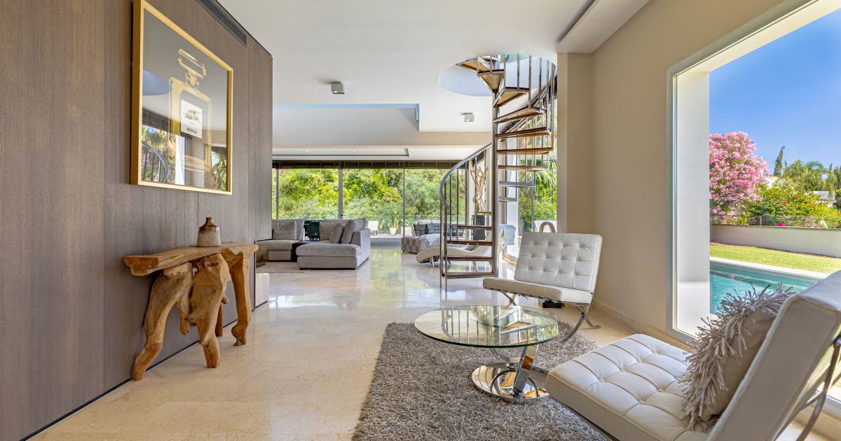 Villa en Marbella Este, El Rosario, Marbella East, 8/12