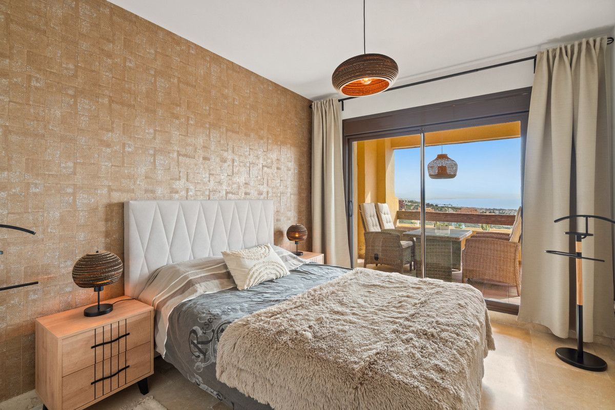 Appartement à l'étage intermédiaire à La Duquesa, La Duquesa, 4/12