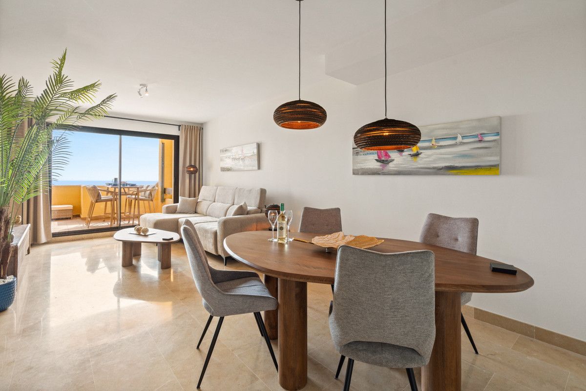 Appartement à l'étage intermédiaire à La Duquesa, La Duquesa, 7/12