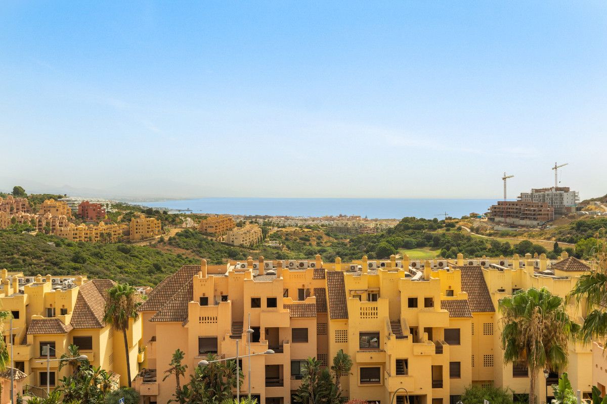 Appartement à l'étage intermédiaire à La Duquesa, La Duquesa, 9/12