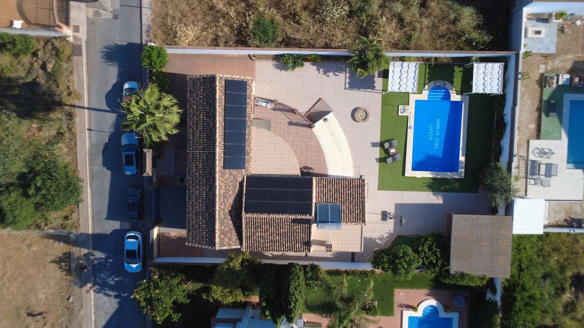 Detached Villa in Alhaurín el Grande, Alhaurín el Grande, 3/12