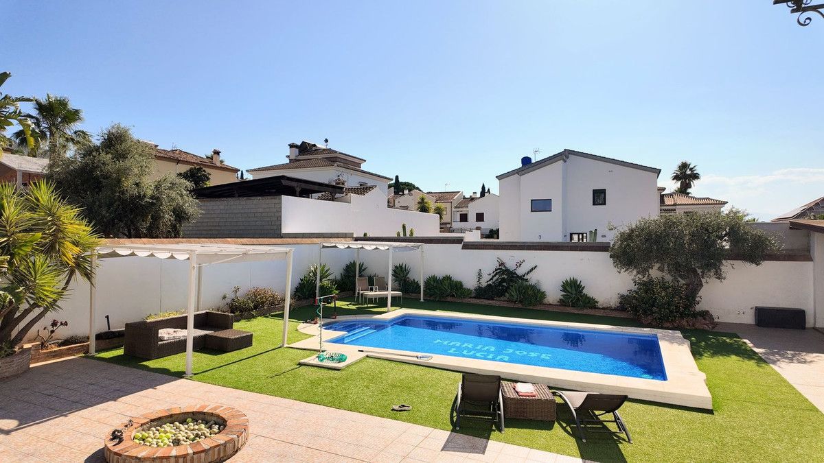 Detached Villa in Alhaurín el Grande, Alhaurín el Grande, 4/12
