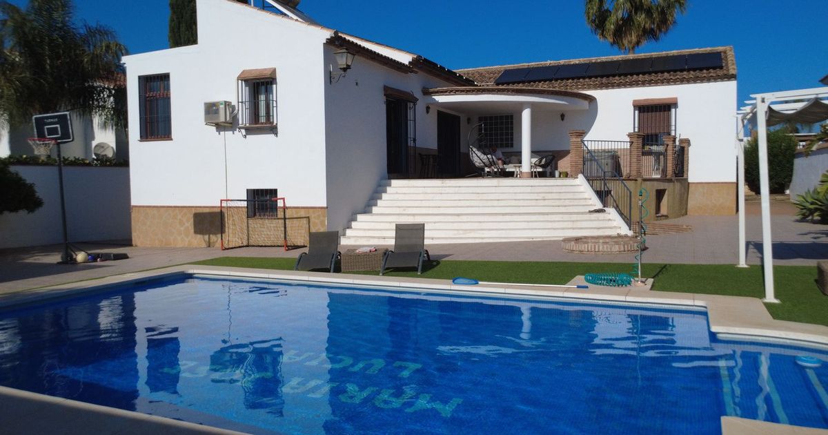 Detached Villa in Alhaurín el Grande, Alhaurín el Grande, 10/12